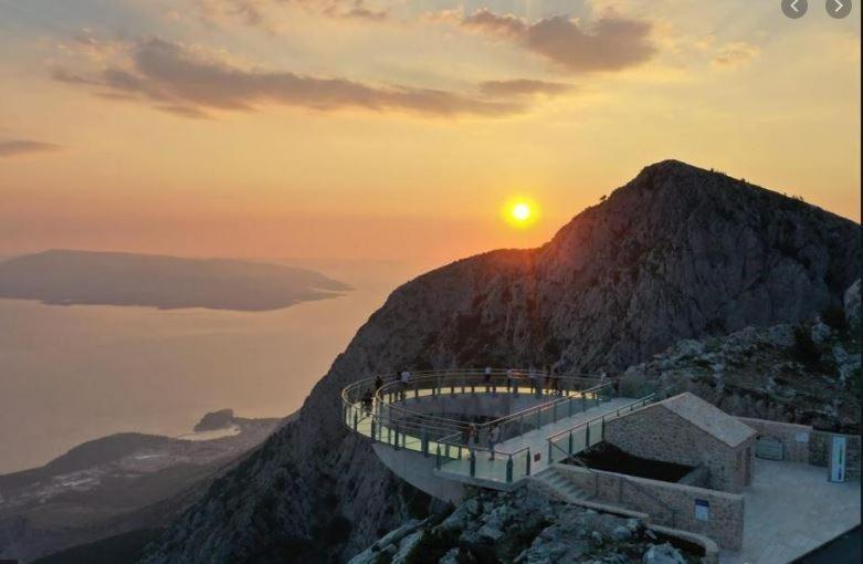House Dida Mate - Cozy House In Nature With Heated Pool Tucepi Exterior photo